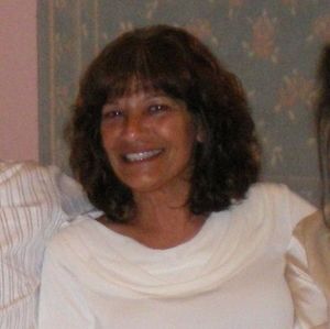 Meet your Posher, Debbie